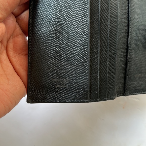 Authentic Prada wallet - Picture 6 of 14